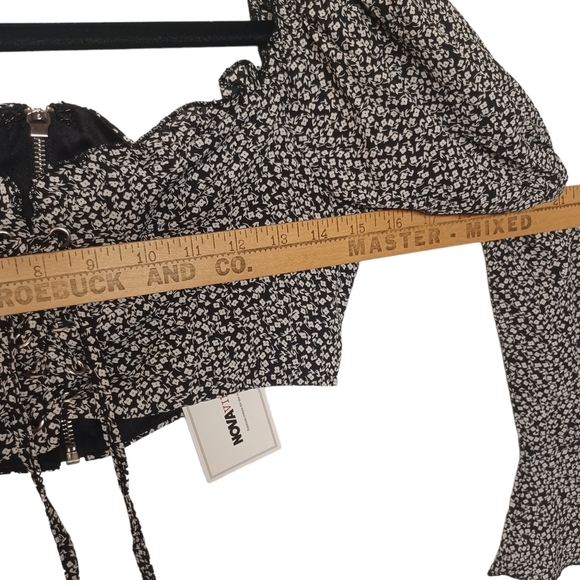 FASHION NOVA VINTAGE White Floral Print Ruffle Mini Black Lace Up 2 Pc Small NWT - Picture 12 of 15